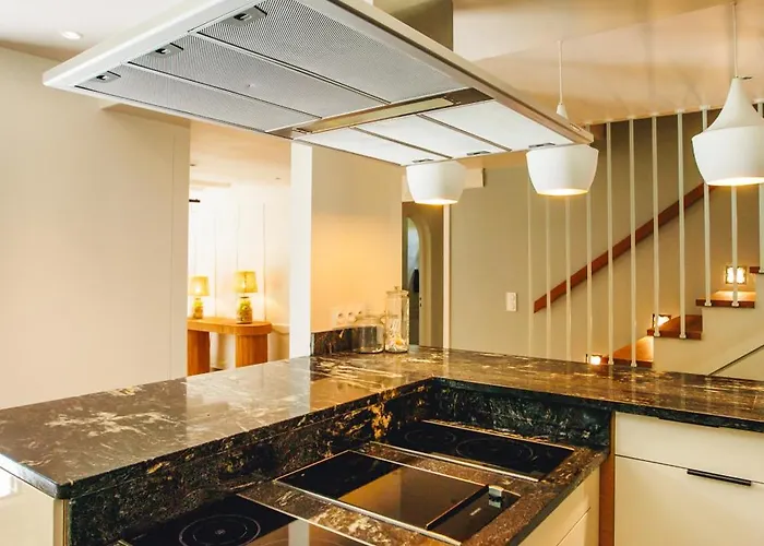 Villa Roman * Mesnils-sur-Iton